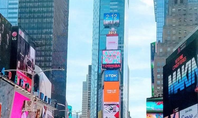 Cheap business flight to New York